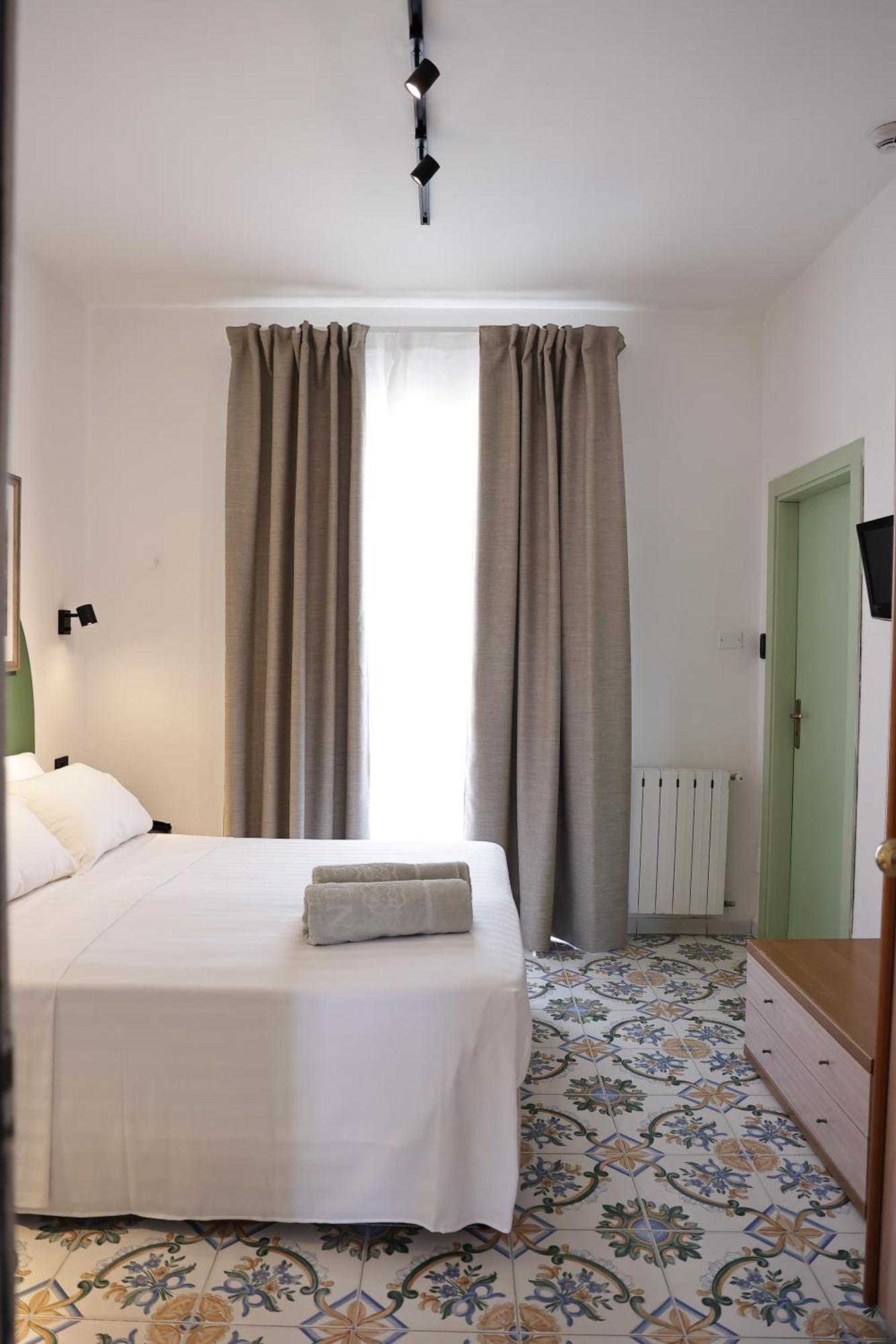 Hotel Terme Oriente - Beach & Spa Ischia Zewnętrze zdjęcie